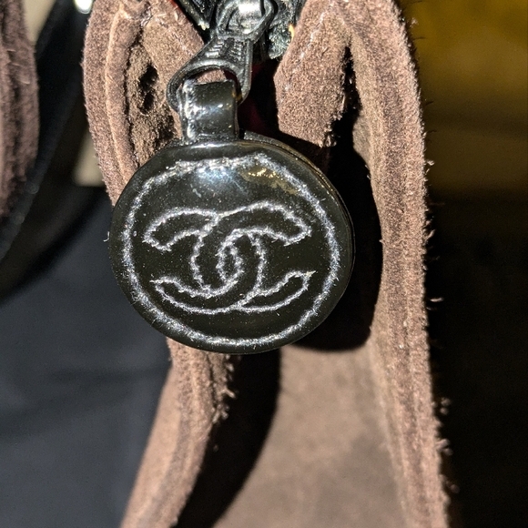 Chanel Brown and Black Tote Bag - Picture 5 of 6